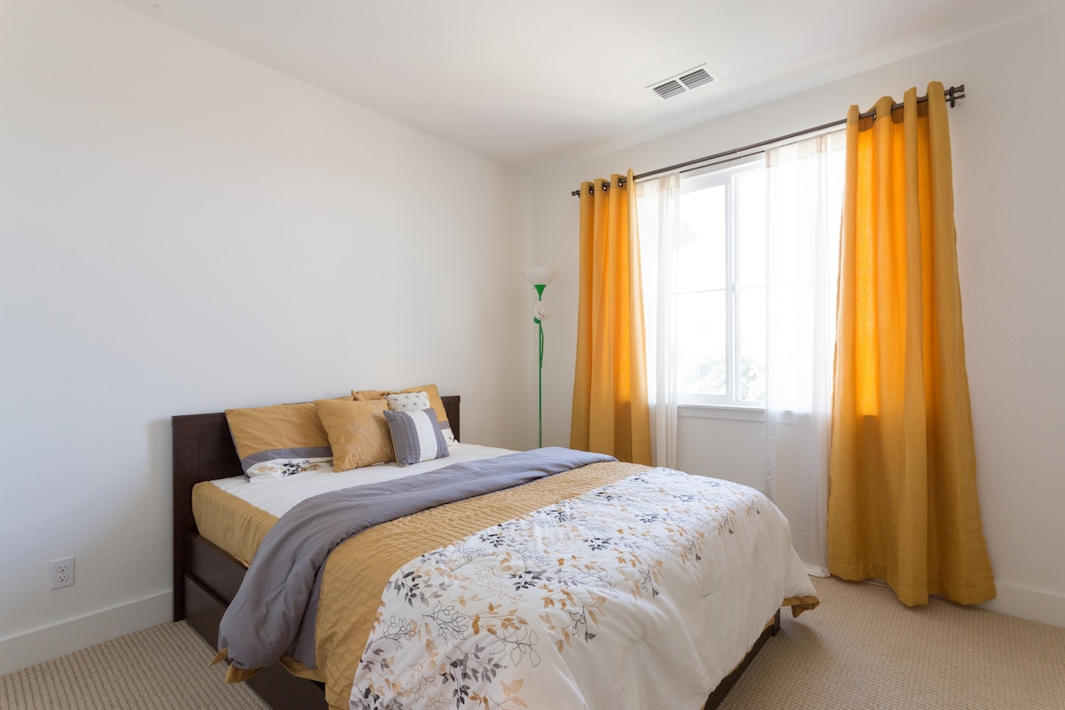 Втора спалня - двойно легло