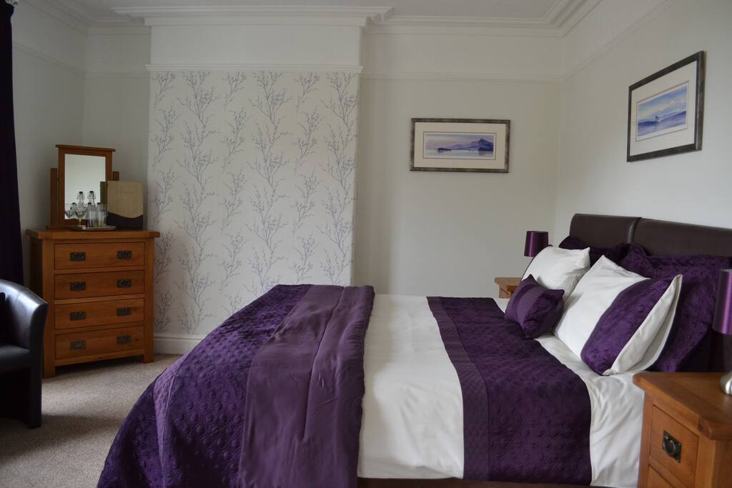 Room 1, Superior King Room with Valley Views