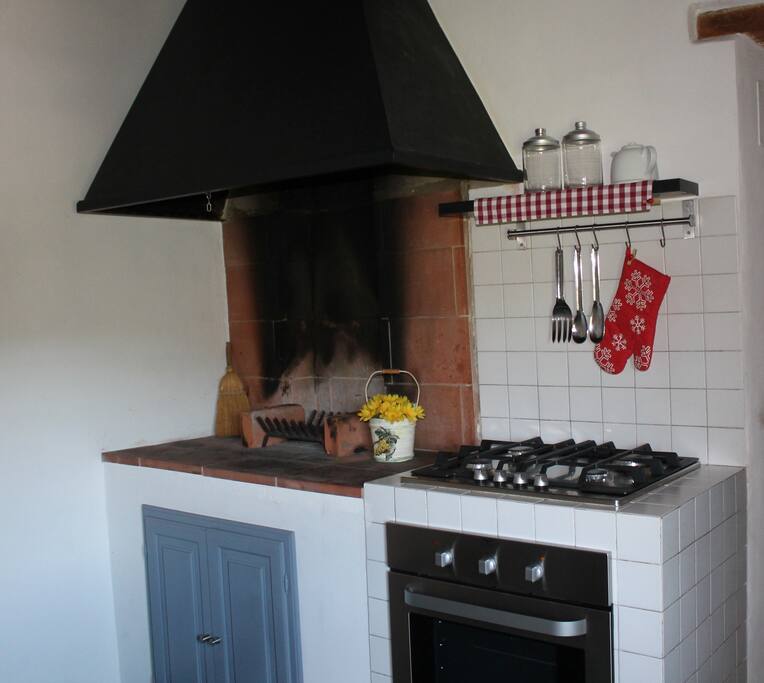Cucina con barbecue