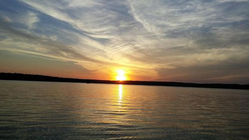 Airbnb Pittsburg Vacation Rentals Places To Stay Missouri