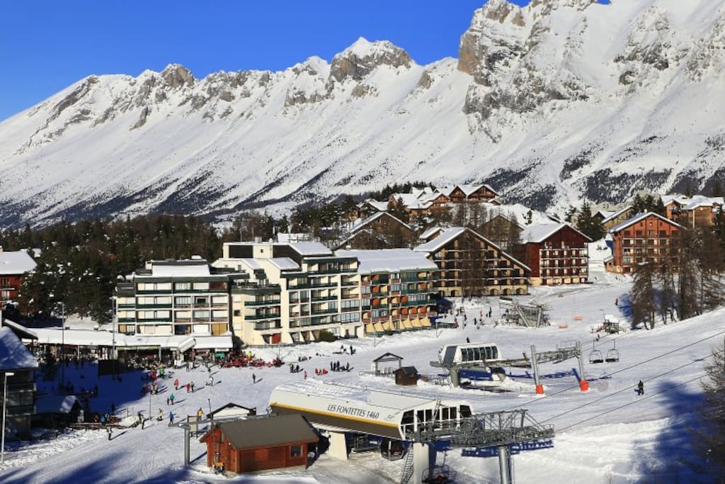 la station et montagnes