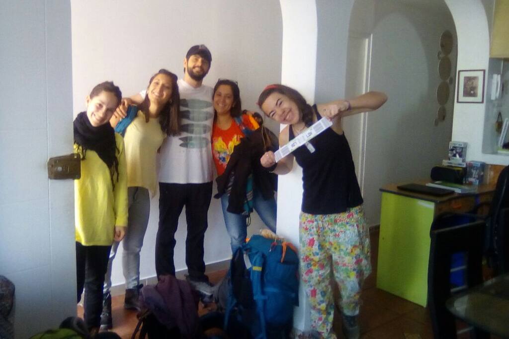 Huéspedes Españoles