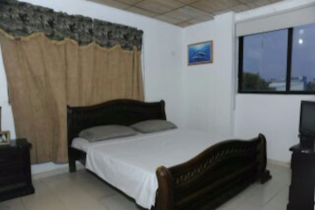 HABITACIÓN MATRIMONIAL CAMA DOBLE