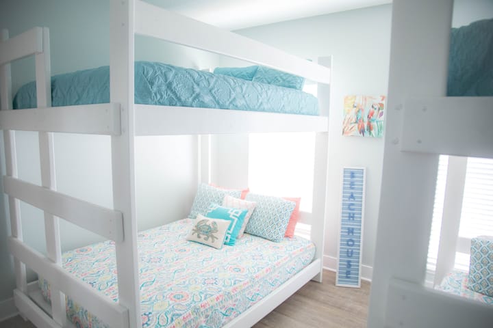 Queen bunkbeds make for a perfect setting for children or groups.