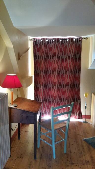 Chambre Column