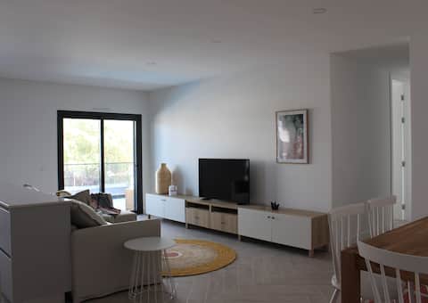 Airbnb em destaque: Apartment with pool and big balcony in Cabanas em Cabanas De Tavira