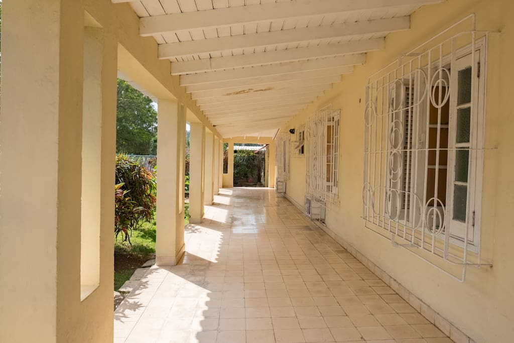 Portal, lateral