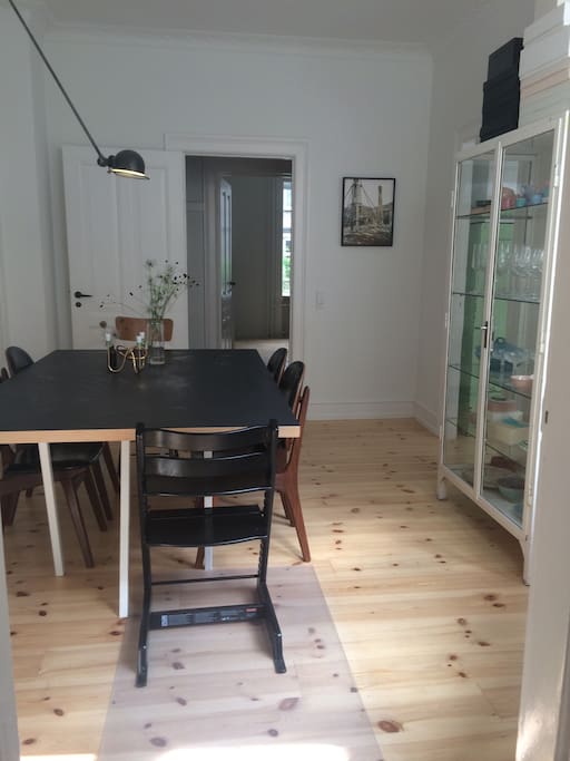 The view from the kitchen into the dining area.