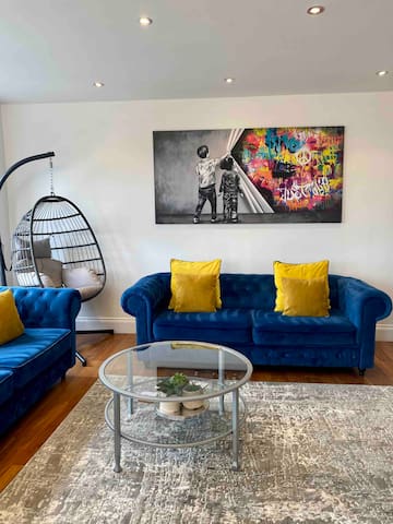 Hampstead Penthouse with world-class London views gallery image 5