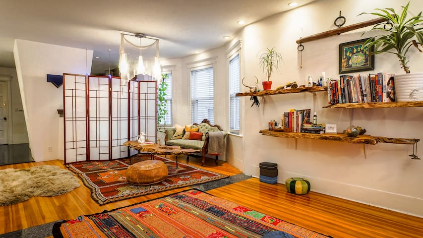 Airbnb Somerville Vacation Rentals Places To Stay