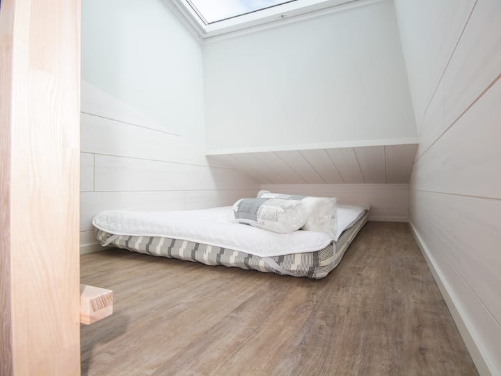 Priestor na spanie Xtra s výhľadom na oblohu