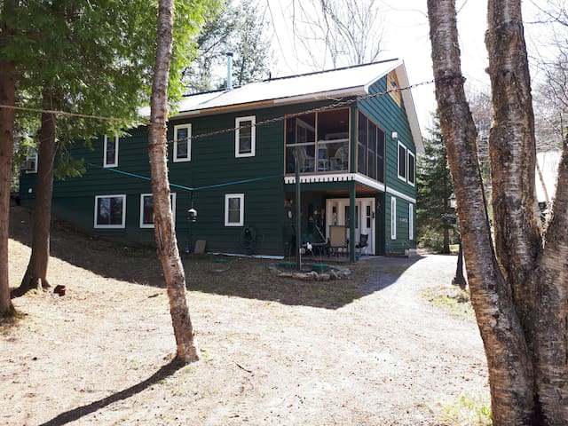 Oxtongue Lake Ontario Canada Vacation Accommodation Summerrentals Io