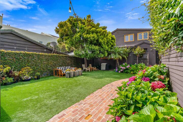 Colony Road by stayLA Rentals gallery image 4