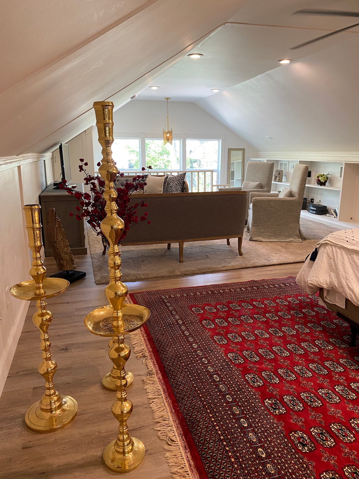 Top performing Airbnb: Upper Kirby, Montrose med center museums1100sq #3 in Greenway / Upper Kirby Area