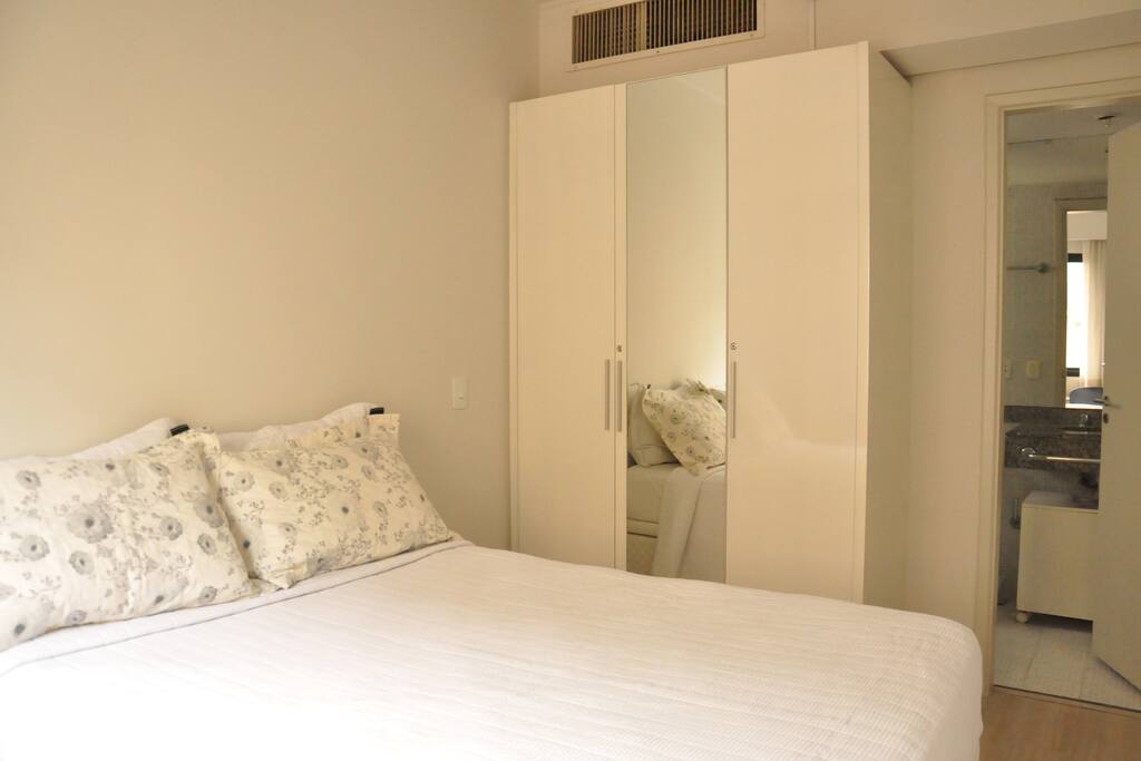 Quarto-armário