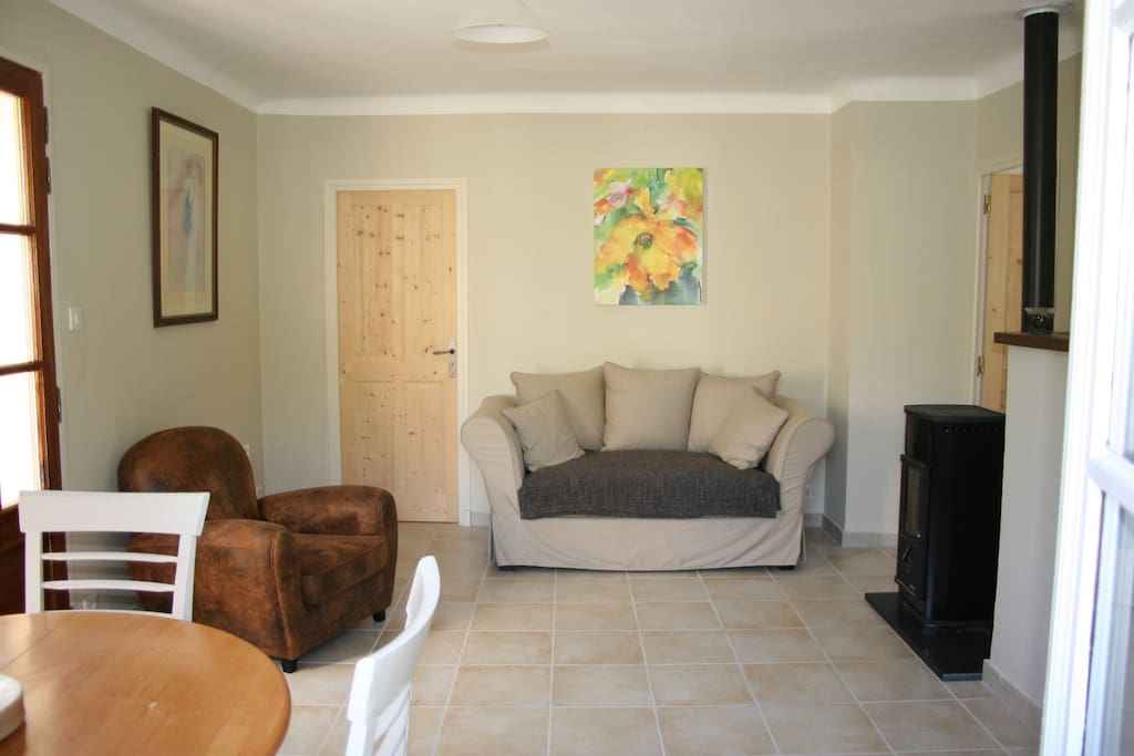 Living / dining area
