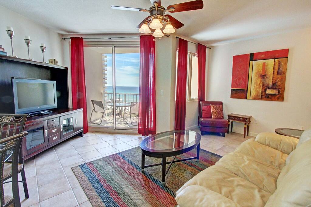 Fabulous Views from Shores of Panama 710!