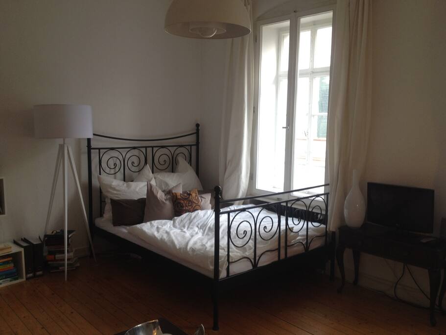 bed