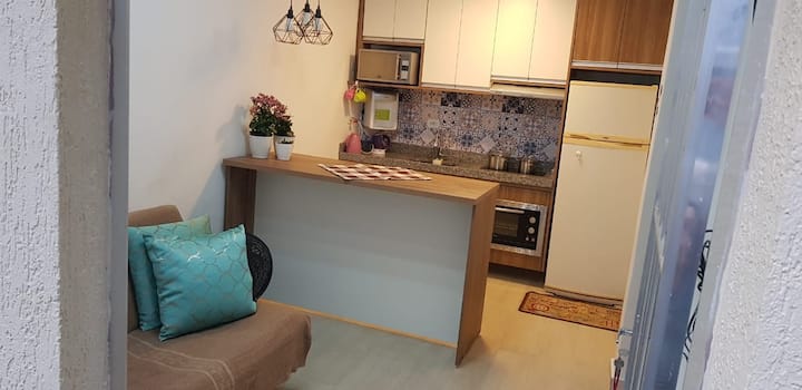 Casinha Em Rua Tranquila Com Patio - Liberdade