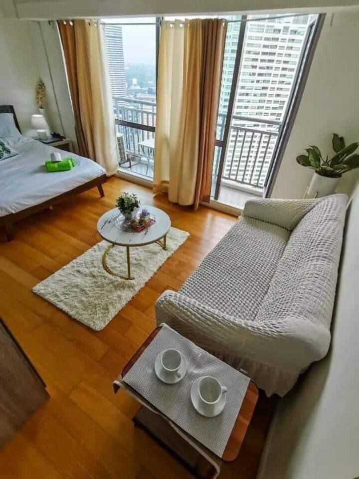 Iguazu Condo  Fast Wifi  Acqua Private Residences Airbnb