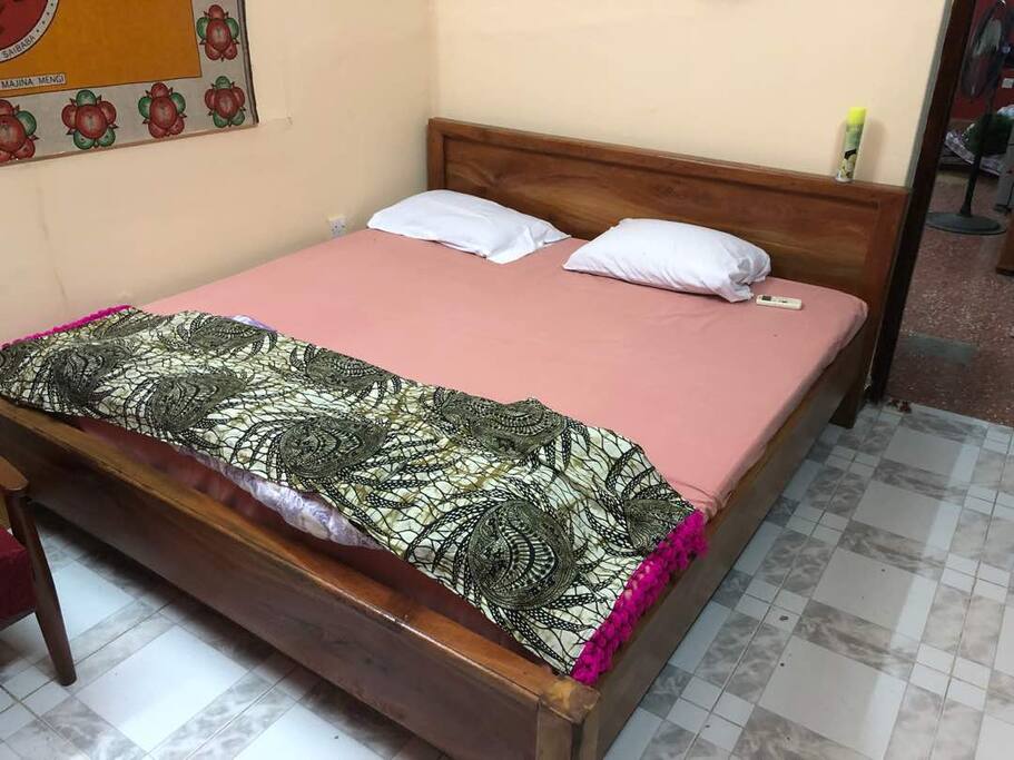 Large queen bed