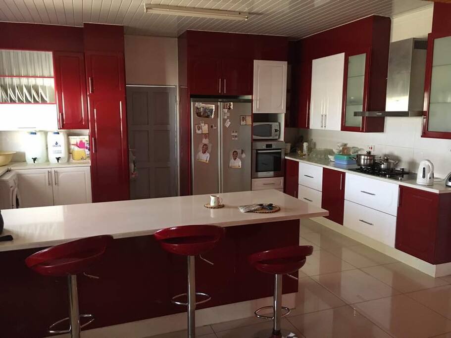 Combined dining and kitchen