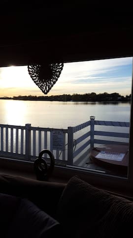 Hemsotter Hot Tub Holidays Tattershall Lakes