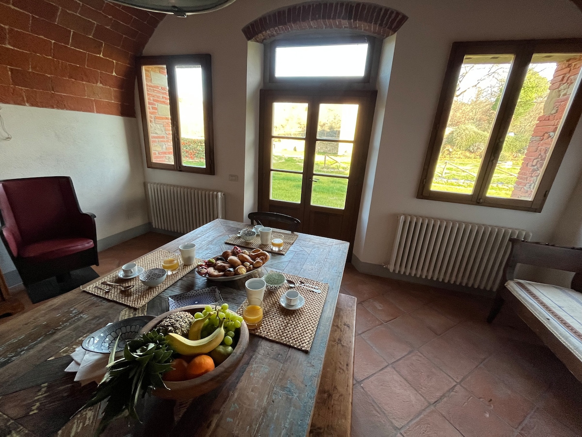 Top performing Airbnb: Il Casone - Country house with pool & wide garden in Bucine