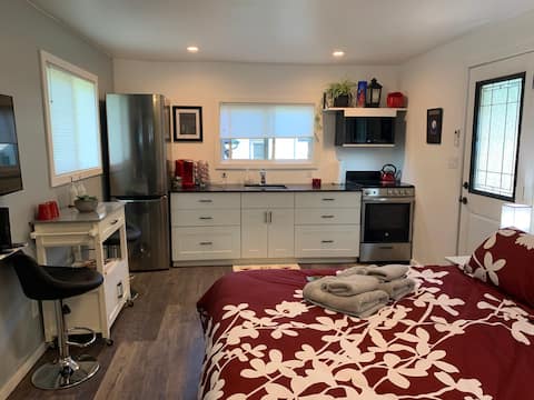 Comox Valley Vacation Rentals Homes Canada Airbnb