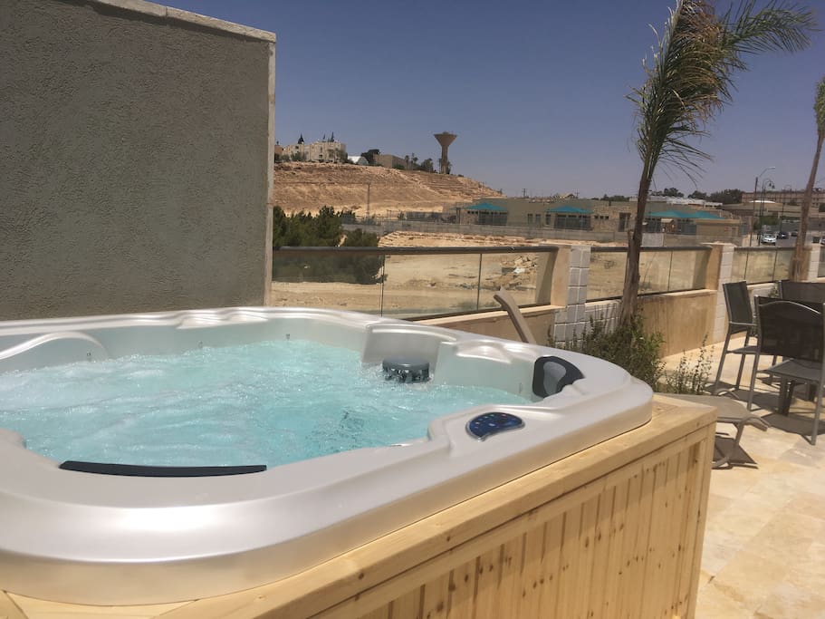 Jacuzzi