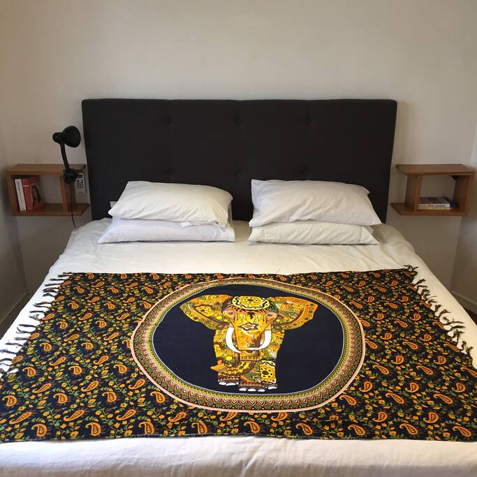 Cama