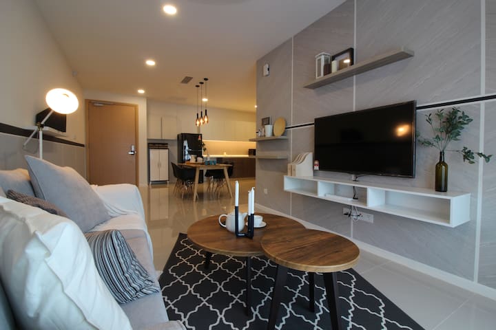 ❤️【SUASANA】Havona Suite by RentRadise〖1Min CIQ〗