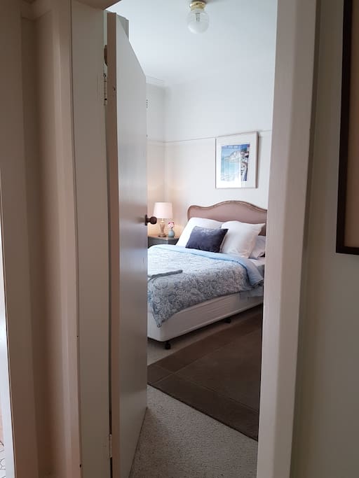 Queen Bed 2 - with ensuite