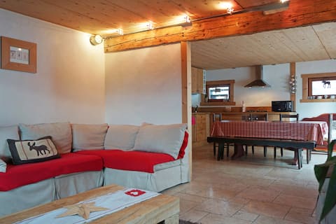 Top Airbnb: Le Rosay du Bas – Secluded cottage in the heart of the Aravis à Saint Jean De Sixt