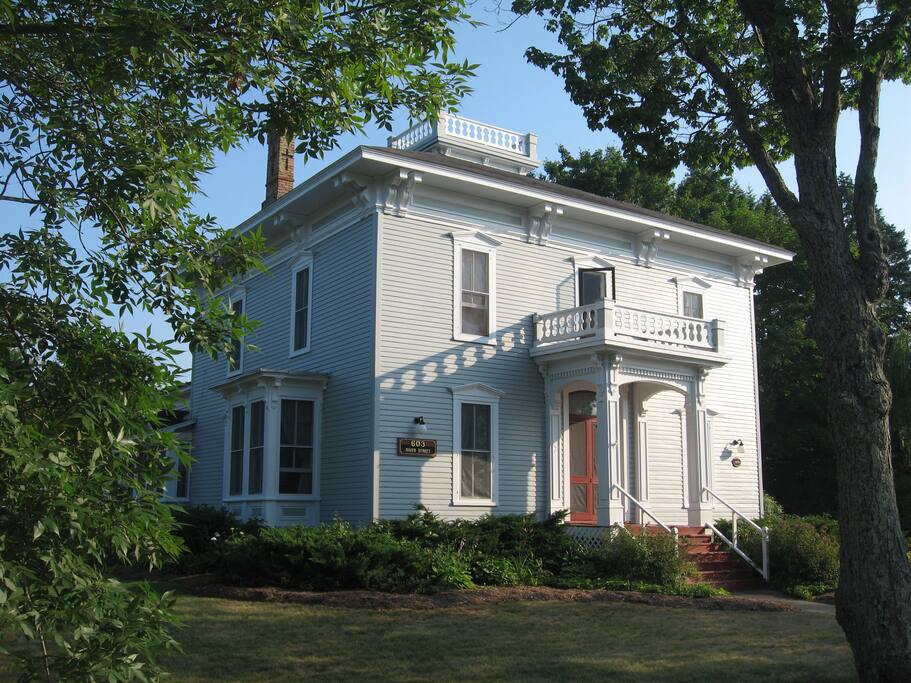 603 River Street