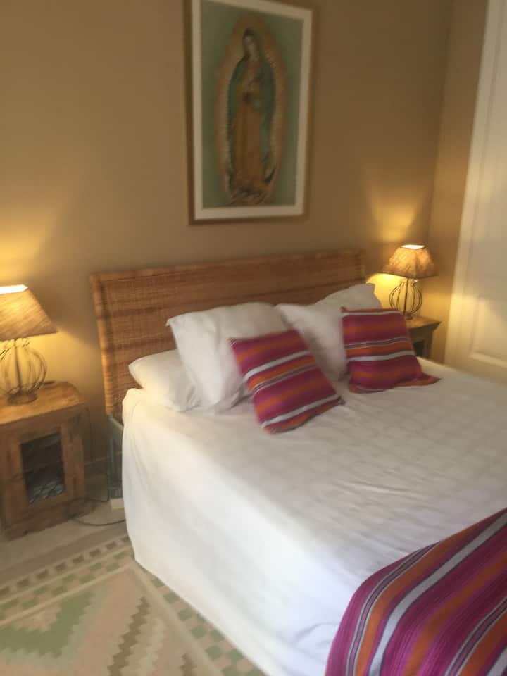 غرفة النوم الرئيسية