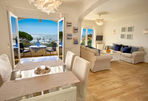 Beach House-creative space for creative people T4