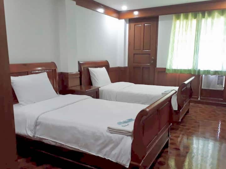 ห้องแฝด