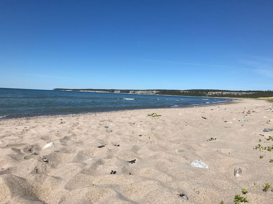 600 m to beach