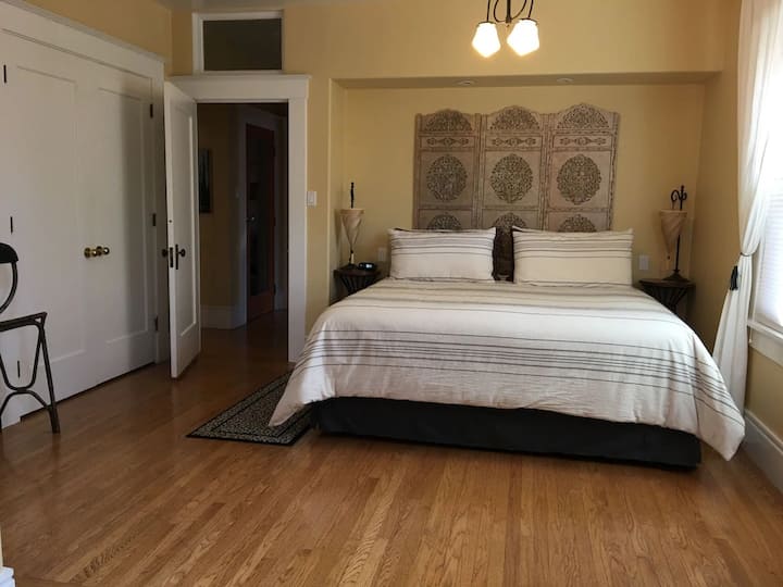 Çdo krevat është i ri dhe i rehatshëm.