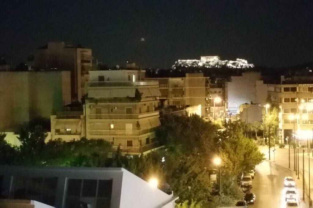 night balcony view / η θέα από το μπαλκόνι τη νύχτα