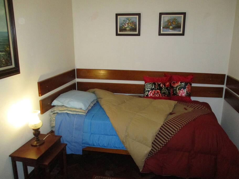 Cama
Ponta Delgada, Ilha de São Miguel, Azores