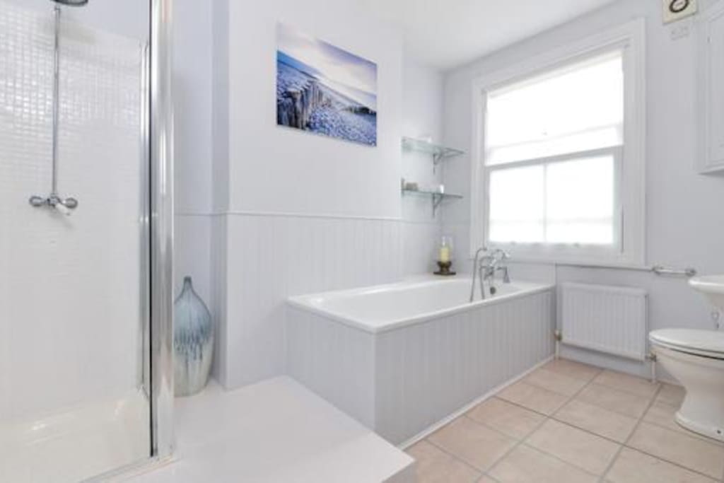 Huge Bathroom with separate shower and bath