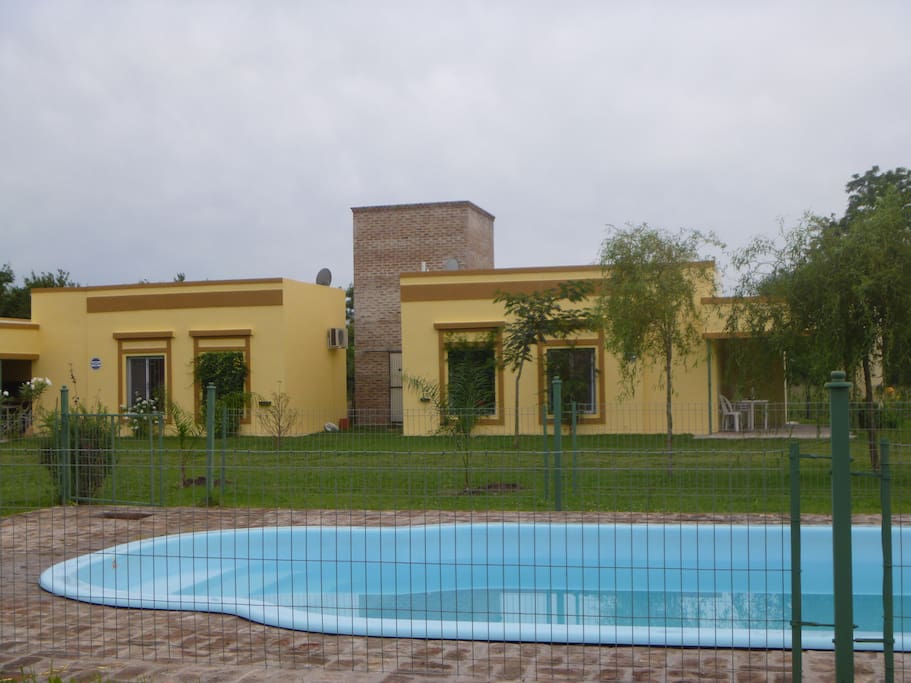 dos piscinas