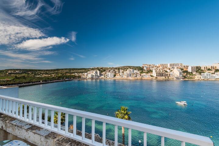 Blueharbour Penthouse With Terrace St Paul S Bay 6 Appartements A Louer A Saint Paul S Bay Malte