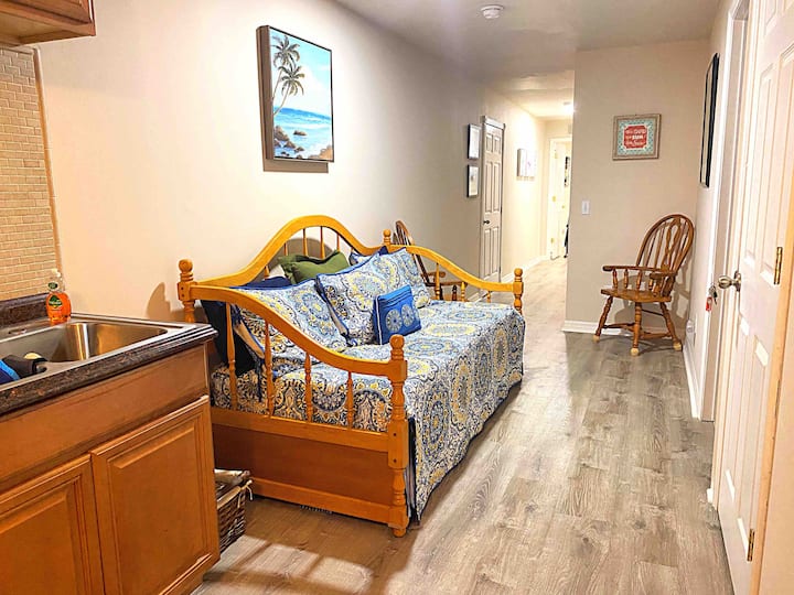 سرير نهاري مع تراندل