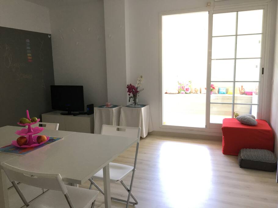 Salón-Suelo Tarima Nuevo