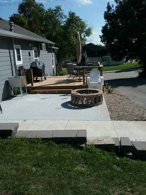 Firepit & Deck