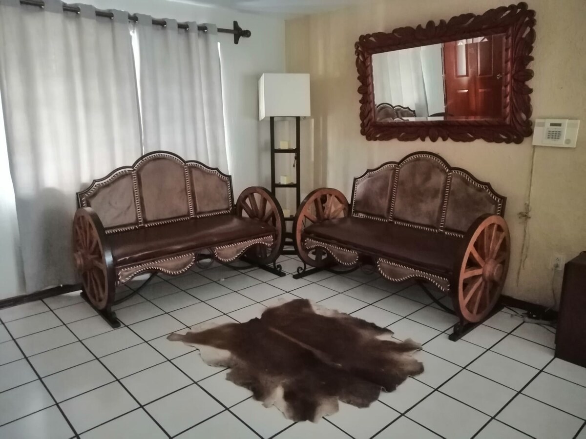 Propiedad de Airbnb exitosa: A nice and cozy house with an excellent location en Zapopan