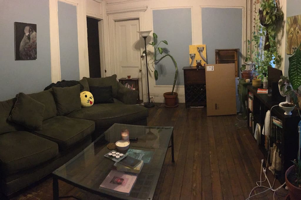 Panoramic view of the large living room-apologies for the boxes stored temporarily in the corner in this picture!